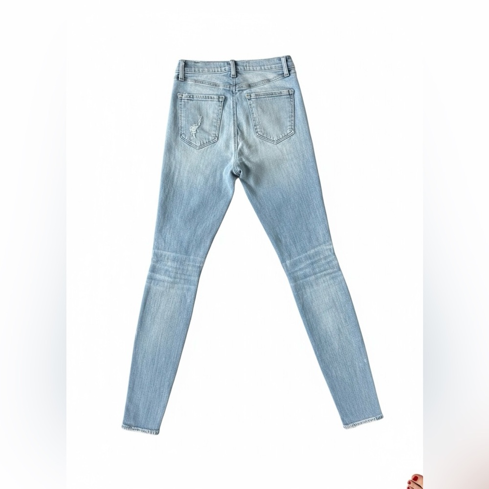 J Brand Maria High Rise Skinny Jeans in Superstar Destruct. Size 26 - Picture 3 of 6